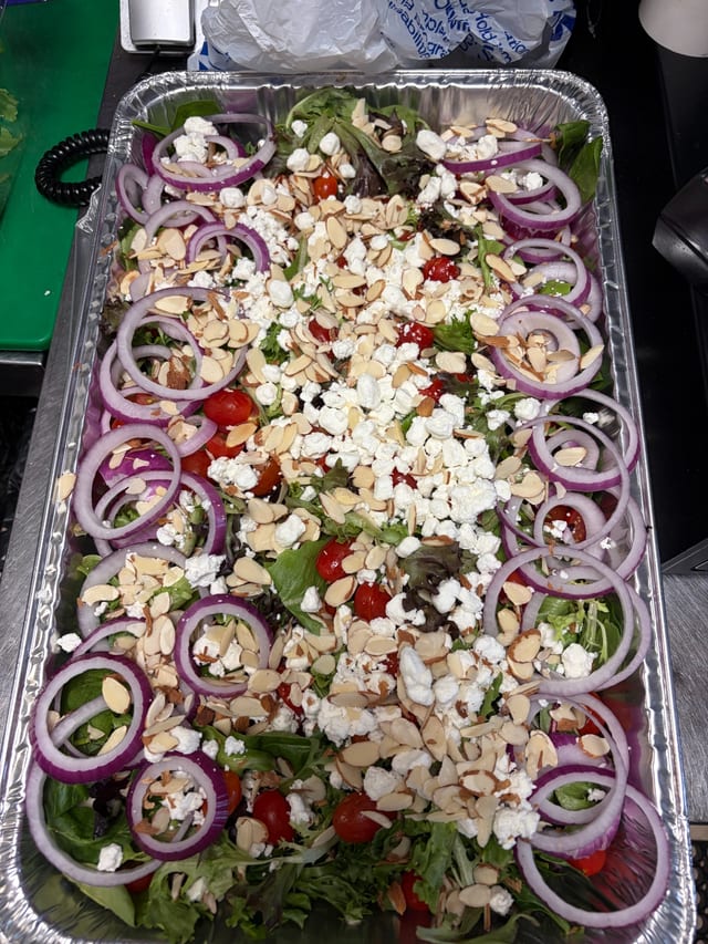 Goat Cheese & Spring Mix Salad Half Tray.